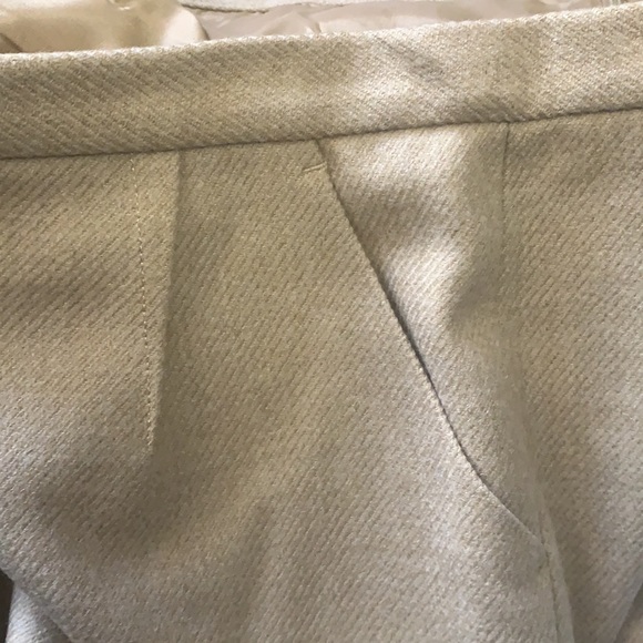 BCBGMAXAZRIA size 0 tan wool pencil skirt in excellent condition - Picture 7 of 8